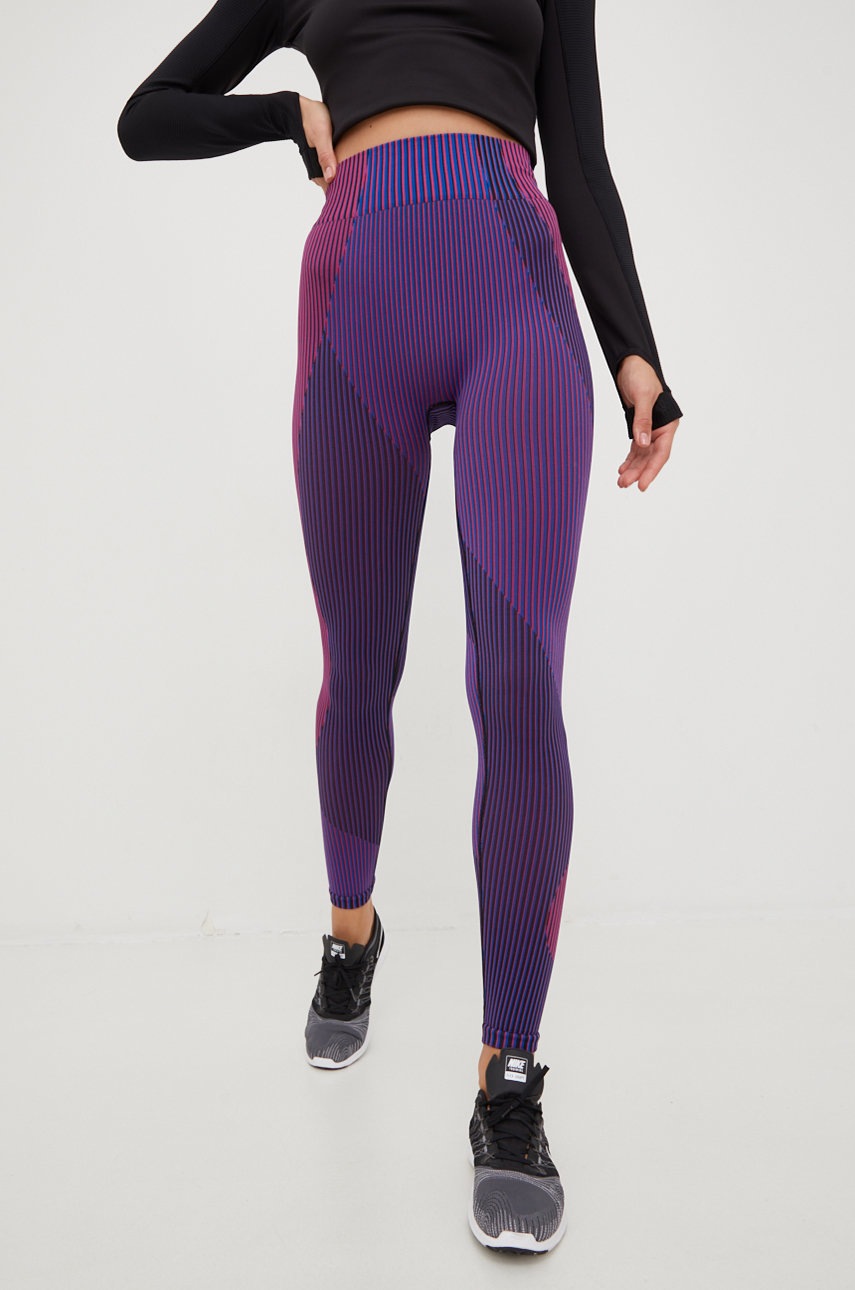 Тренировочные леггинсы Reebok United By Fitness Myoknit женские цвет фиолетовый с узором
Тренировочные леггинсы Reebok United By Fitness Myoknit женские цвет фиолетовый с узором