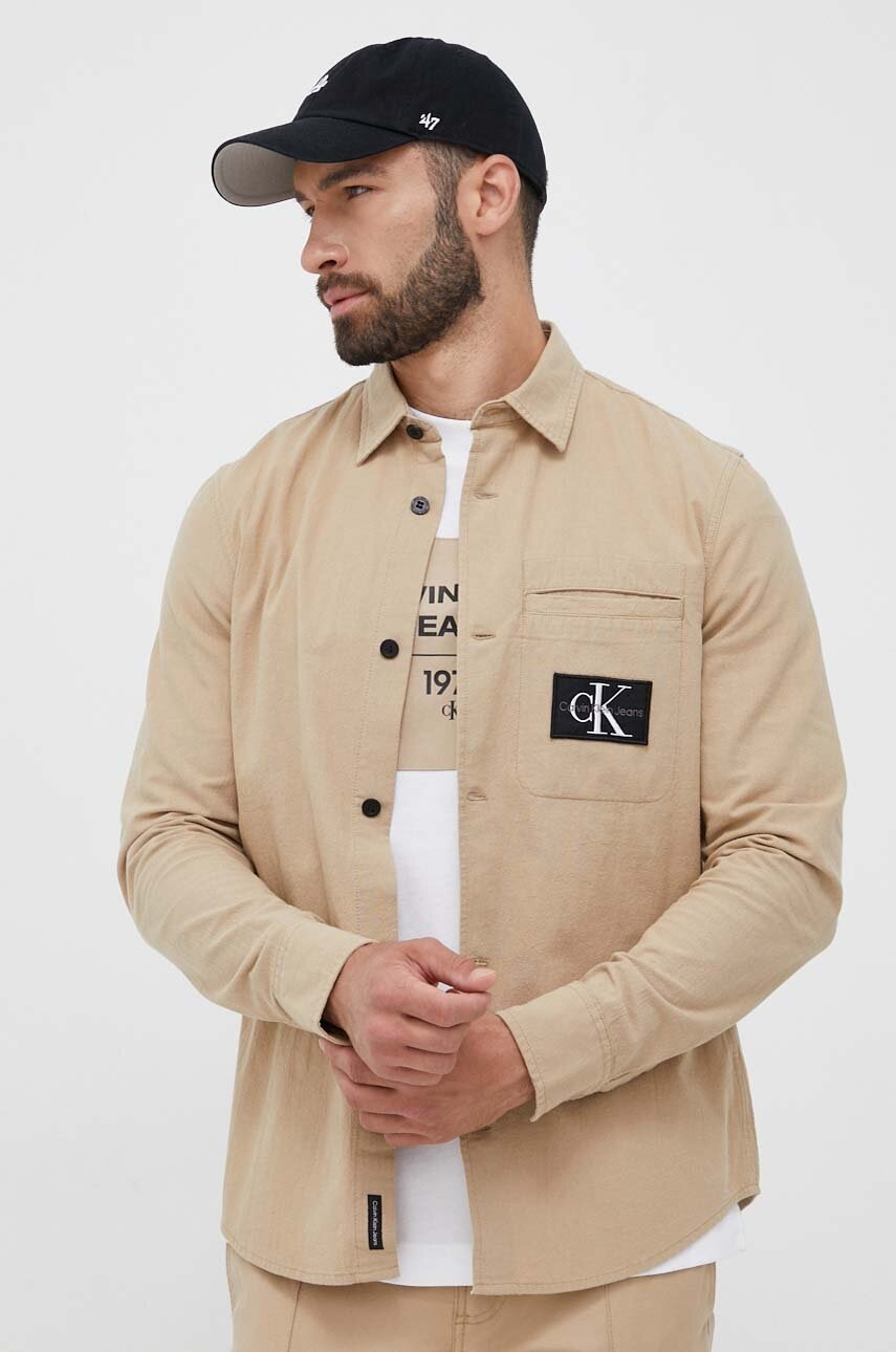 Памучна риза Calvin Klein Jeans мъжка в бежово със стандартна кройка с класическа яка, Бежов
Памучна риза Calvin Klein Jeans мъжка в бежово със стандартна кройка с класическа яка, Бежов