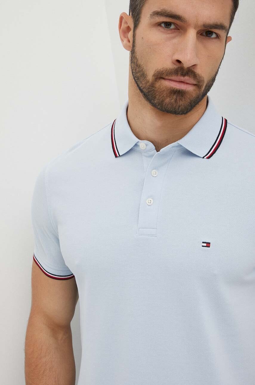 Тениска с яка Tommy Hilfiger в синьо с изчистен дизайн MW0MW30750, Син
Тениска с яка Tommy Hilfiger в синьо с изчистен дизайн MW0MW30750, Син