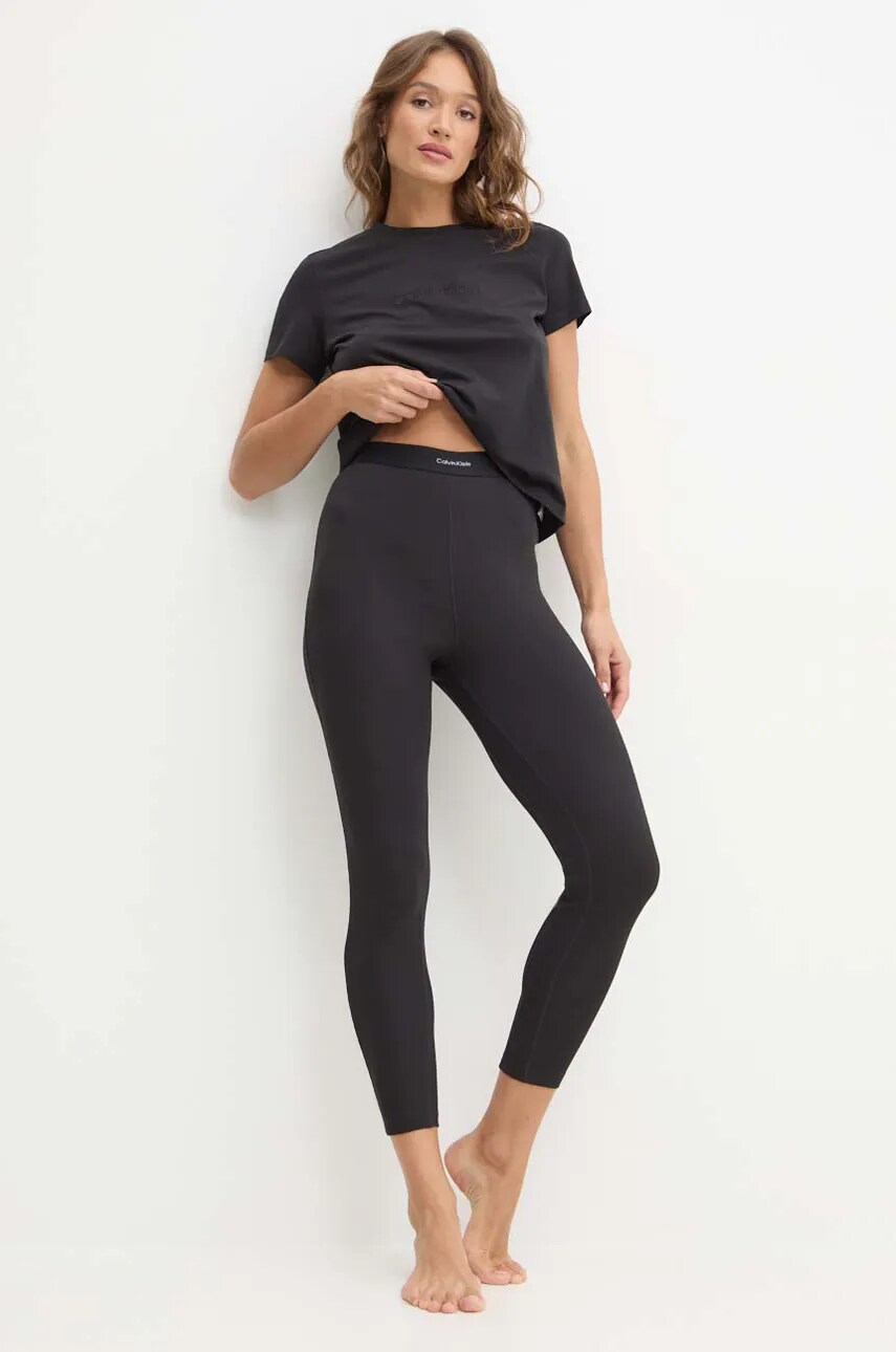 Домашен клин Calvin Klein Underwear в черно с изчистен дизайн 000QS7220E, Черен
Домашен клин Calvin Klein Underwear в черно с изчистен дизайн 000QS7220E, Черен