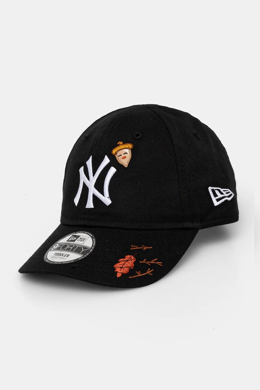 Детска шапка с козирка New Era NEW YORK YANKEES в черно с апликация 60565303, Черен
Детска шапка с козирка New Era NEW YORK YANKEES в черно с апликация 60565303, Черен