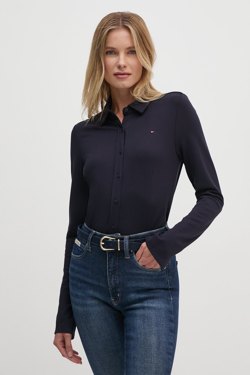 Риза Tommy Hilfiger дамска в тъмносиньо с кройка по тялото с класическа яка WW0WW42906, Тъмносин
Риза Tommy Hilfiger дамска в тъмносиньо с кройка по тялото с класическа яка WW0WW42906, Тъмносин