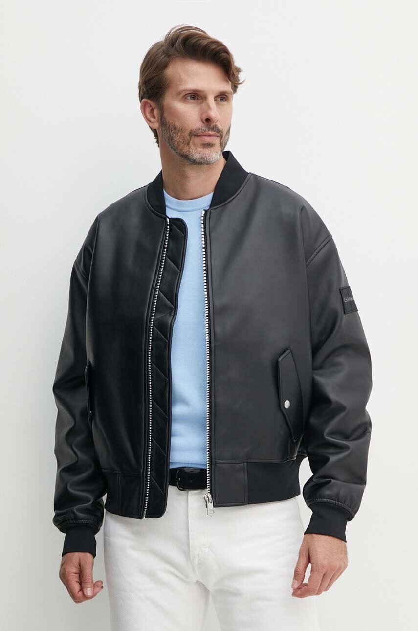 Яке бомбър Calvin Klein Jeans в черно преходен модел с уголемена кройка J30J325601, Черен
Яке бомбър Calvin Klein Jeans в черно преходен модел с уголемена кройка J30J325601, Черен