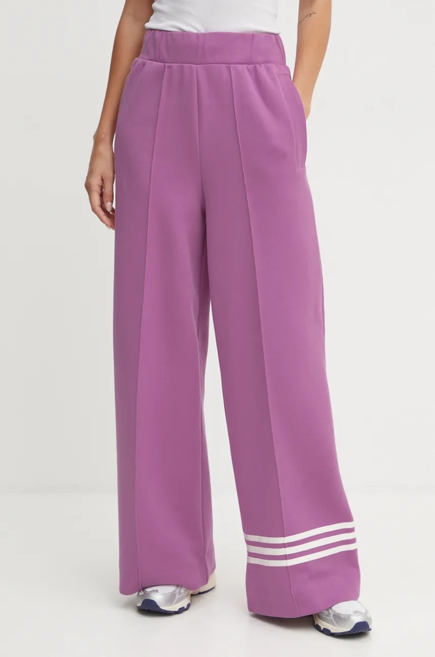Спортен панталон adidas Originals Neuclassics CL Trackpant в лилаво с десен JH3774, Виолетов
Спортен панталон adidas Originals Neuclassics CL Trackpant в лилаво с десен JH3774, Виолетов