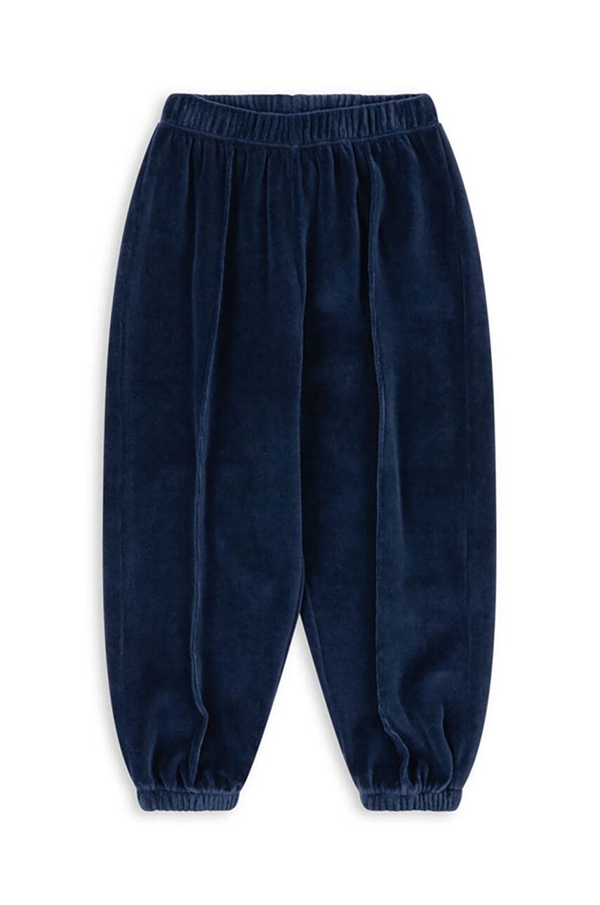 Детски спортен панталон Konges Sløjd WALLY SWEAT PANTS GOTS в тъмносиньо с изчистен дизайн KS101732, Тъмносин
Детски спортен панталон Konges Sløjd WALLY SWEAT PANTS GOTS в тъмносиньо с изчистен дизайн KS101732, Тъмносин