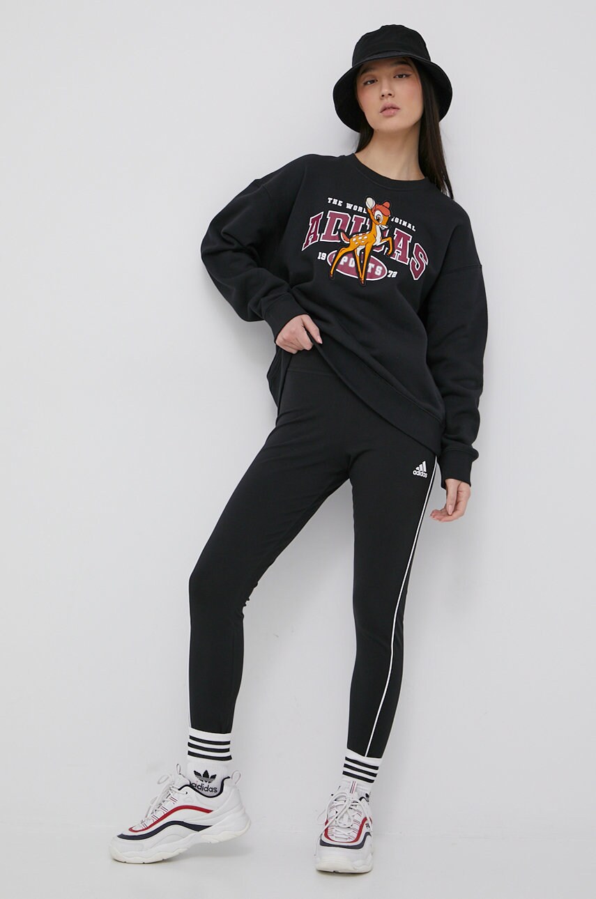 Хлопковая кофта adidas Originals Trefoil Moments женская цвет чёрный с аппликацией
Хлопковая кофта adidas Originals Trefoil Moments женская цвет чёрный с аппликацией