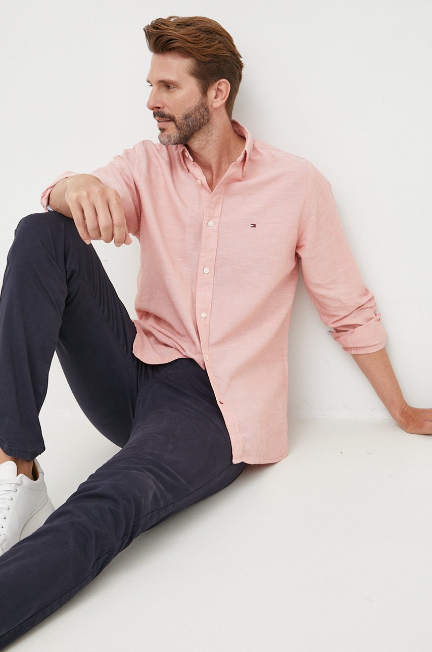 Сорочка з домішкою льону Tommy Hilfiger чоловіча колір рожевий regular комір button-down
Сорочка з домішкою льону Tommy Hilfiger чоловіча колір рожевий regular комір button-down
