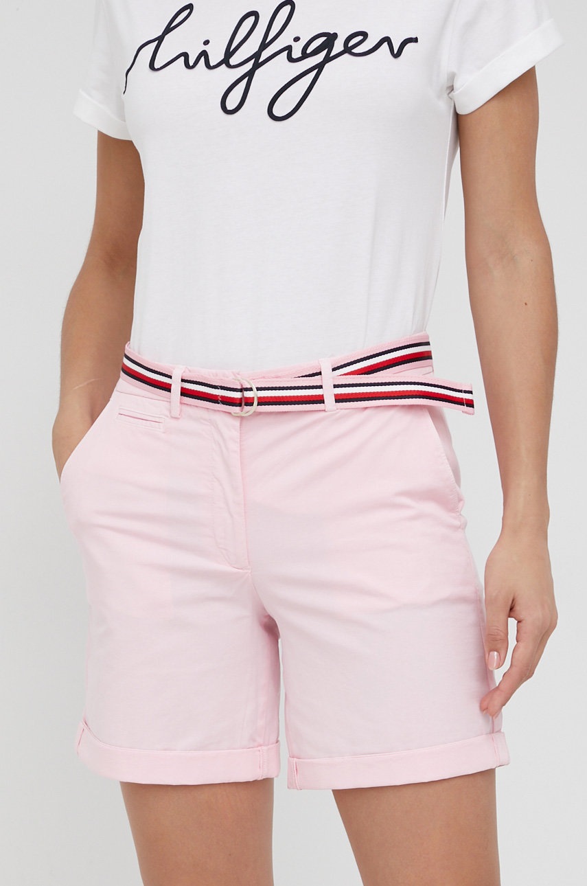 Къси панталони Tommy Hilfiger дамско в розово с изчистен дизайн със стандартна талия, Розов
Къси панталони Tommy Hilfiger дамско в розово с изчистен дизайн със стандартна талия, Розов
