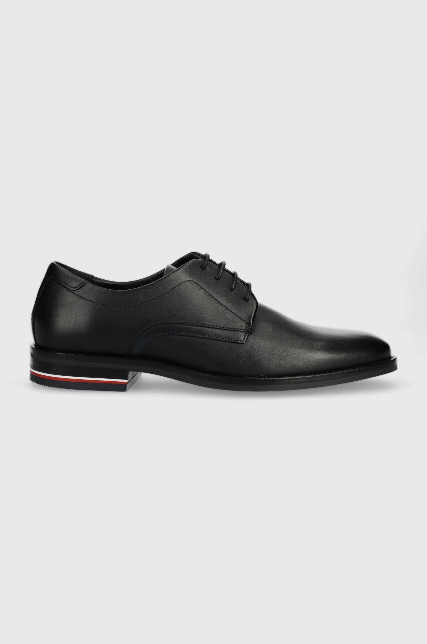 Кожени половинки обувки Tommy Hilfiger CORPORATE HILFIGER LEATHER SHOE в черно FM0FM04433, Черен
Кожени половинки обувки Tommy Hilfiger CORPORATE HILFIGER LEATHER SHOE в черно FM0FM04433, Черен