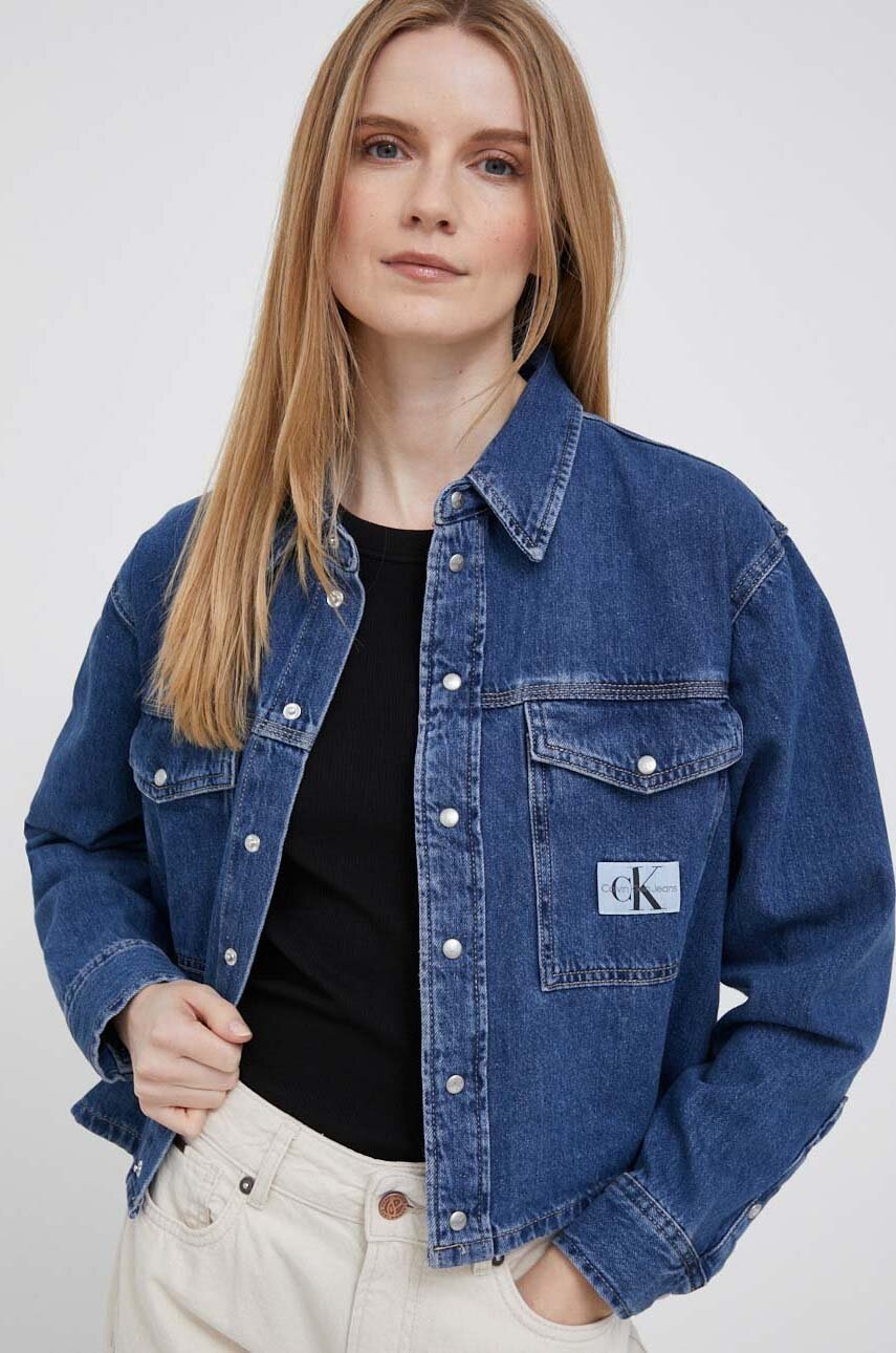 Дънкова риза Calvin Klein Jeans дамска в синьо със свободна кройка с класическа яка, Син
Дънкова риза Calvin Klein Jeans дамска в синьо със свободна кройка с класическа яка, Син