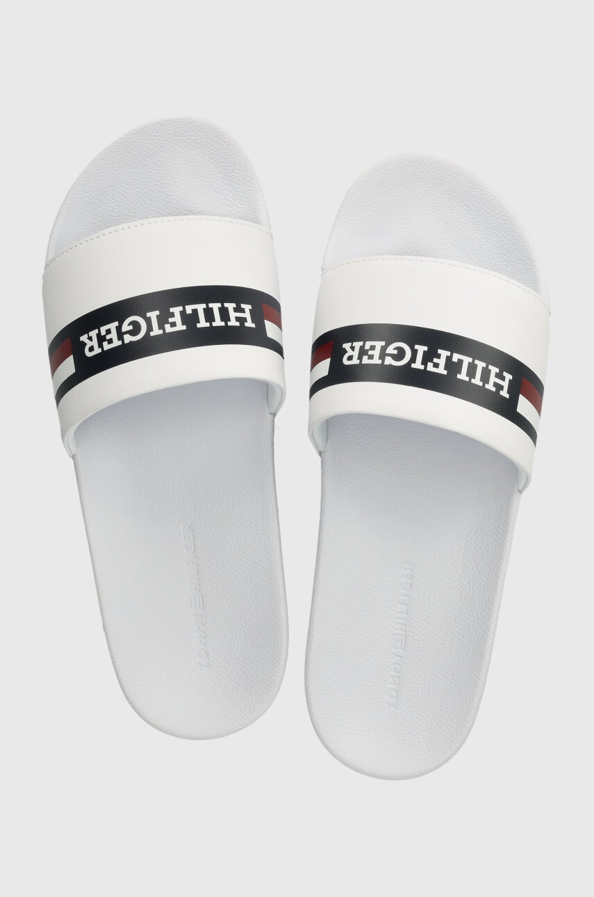 Шльопанці Tommy Hilfiger CORPORATE HILFIGER POOL SLIDE чоловічі колір білий FM0FM04911
Шльопанці Tommy Hilfiger CORPORATE HILFIGER POOL SLIDE чоловічі колір білий FM0FM04911