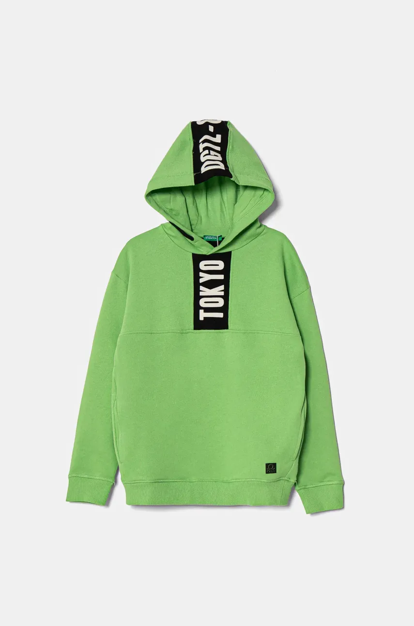 Детски памучен суичър United Colors of Benetton в зелено с качулка с принт 3J68C204I, Зелен
Детски памучен суичър United Colors of Benetton в зелено с качулка с принт 3J68C204I, Зелен