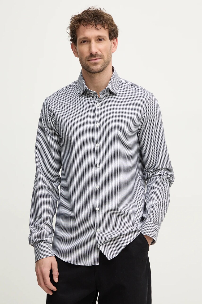 Риза Calvin Klein мъжка в тъмносиньо с кройка по тялото с класическа яка K10K113854, Тъмносин
Риза Calvin Klein мъжка в тъмносиньо с кройка по тялото с класическа яка K10K113854, Тъмносин