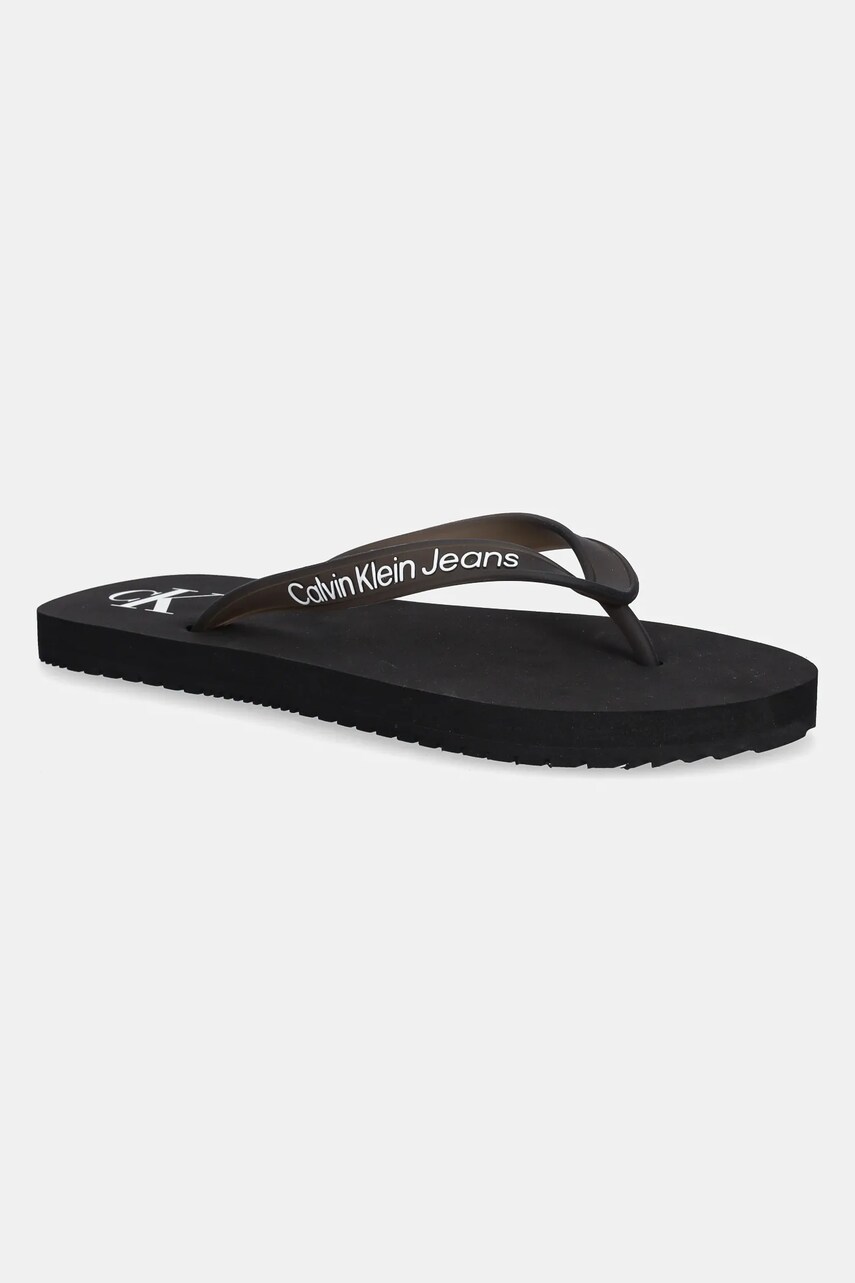 Джапанки Calvin Klein Jeans BEACH SANDAL TRANSPARENT TPU в черно с равна подметка YW0YW01829, Черен
Джапанки Calvin Klein Jeans BEACH SANDAL TRANSPARENT TPU в черно с равна подметка YW0YW01829, Черен