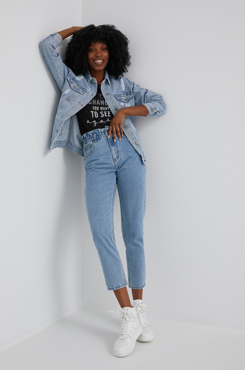 Джинсовая куртка Answear Lab X Лимитированная коллекция No Shame женская переходная oversize
Джинсовая куртка Answear Lab X Лимитированная коллекция No Shame женская переходная oversize