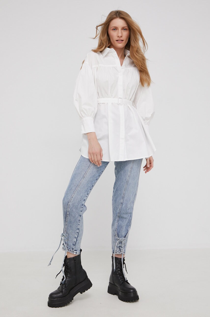 Джинсы Answear Lab X Лимитированная коллекция BE BRAVE женские высокая посадка
Джинсы Answear Lab X Лимитированная коллекция BE BRAVE женские высокая посадка