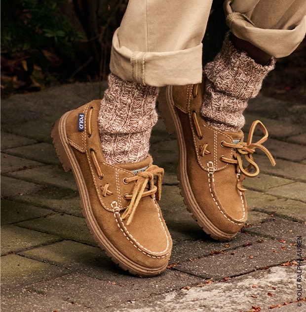 MOKASÍNY A POLOBOTKY