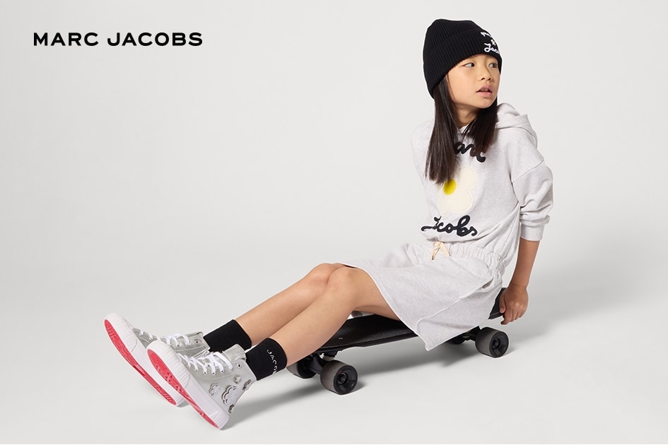 MARC JACOBS