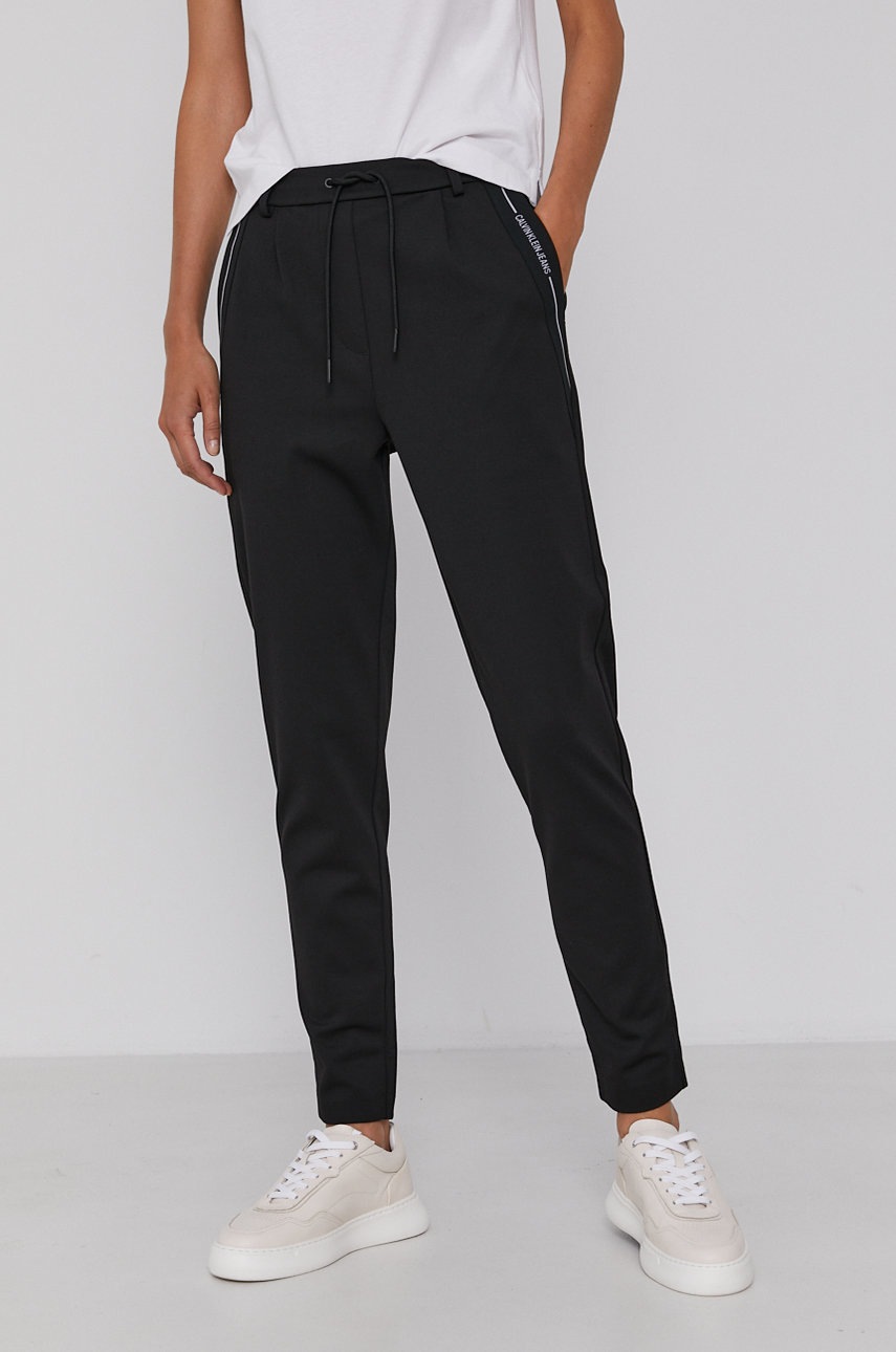 Calvin Klein Jeans Spodnie, damskie kolor czarny | Answear.com