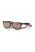 Детски слънчеви очила Ray-Ban Junior New Wayfarer в черно 0RJ9052S
