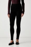 Levi's skinny traperice za žene 720 HIRISE SUPER SKINNY crne 52797-0022