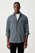 Armani Exchange риза мъжка от памук тъмносиня на каре XM003262 AF27130