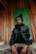 Levi's bezrękawnik dziecięcy BATWING EMB PUFFER VEST czarny 9ER931