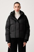 Tommy Hilfiger péřová bunda dámská černá WW0WW51515