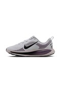 Nike sneakersy dziecięce Nike Vomero 18 białe HQ2157