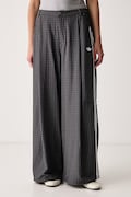 adidas Originals nohavice dámske Checks čierne regular waist LD5340