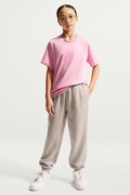 Nike spodnie dresowe dziecięce z bawełną Nike Sportswear Studio Fleece beżowe regular waist IM4905