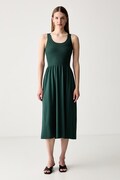 Weekend Max Mara sukienka sweterkowa z wiskozą WKDCALIBRI zielona gładka 2625326011600