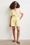 Szorty damskie lniane regular waist gładkie żółte regular waist RS26-SZD903