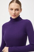 Medicine sweter damski kolor fioletowy lekki z golfem