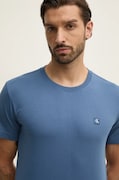 Памучна тениска Calvin Klein Jeans в синьо с изчистен дизайн J30J325268