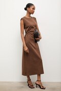 Answear.LAB sukienka kolor brązowy maxi dopasowana