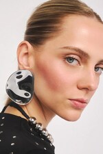 Сережки жіночі BERRIES Oyster Maxi Earrings