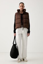 Безрукавка женская DKNY цвет коричневый