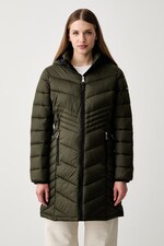 Довга куртка жіноча DKNY колір зелений