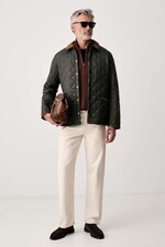 Коротка куртка чоловіча Barbour колір зелений