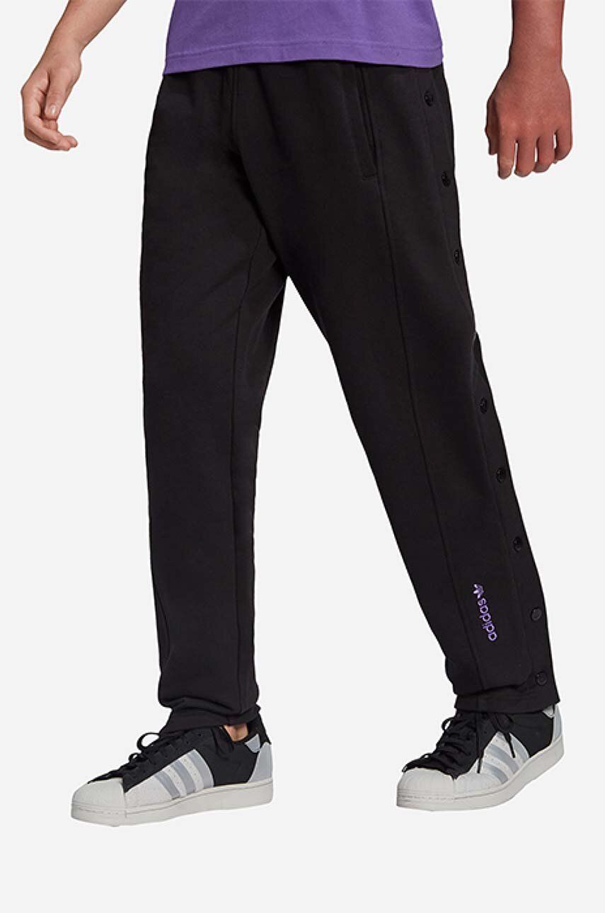Bank Whisper Frank Worthley adidas Originals pantaloni de trening din bumbac culoarea negru, neted pe  PRM