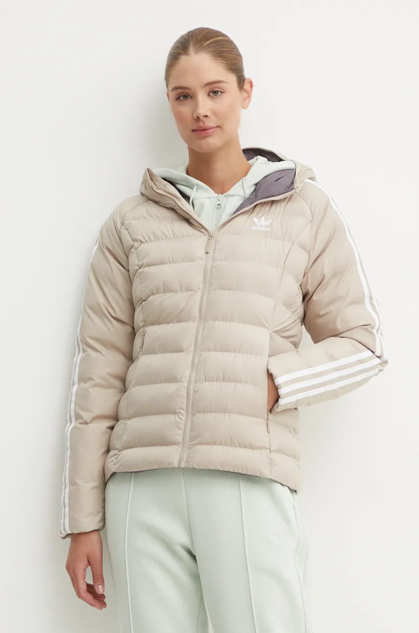 adidas Originals geaca femei culoarea bej de iarna IW5850 ANSWEAR.ro