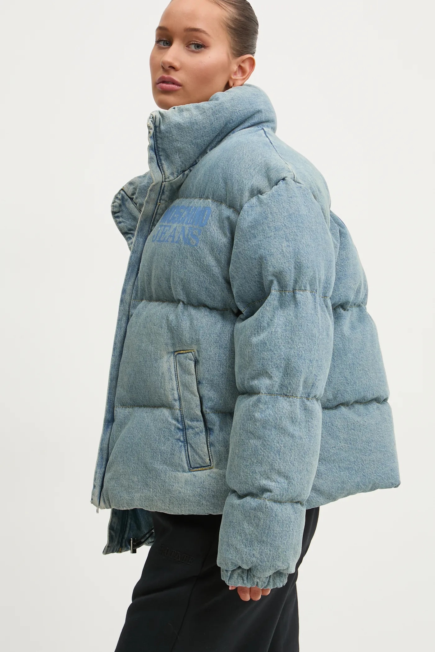 AW24-KUD25G-55J_F1.webp?v=