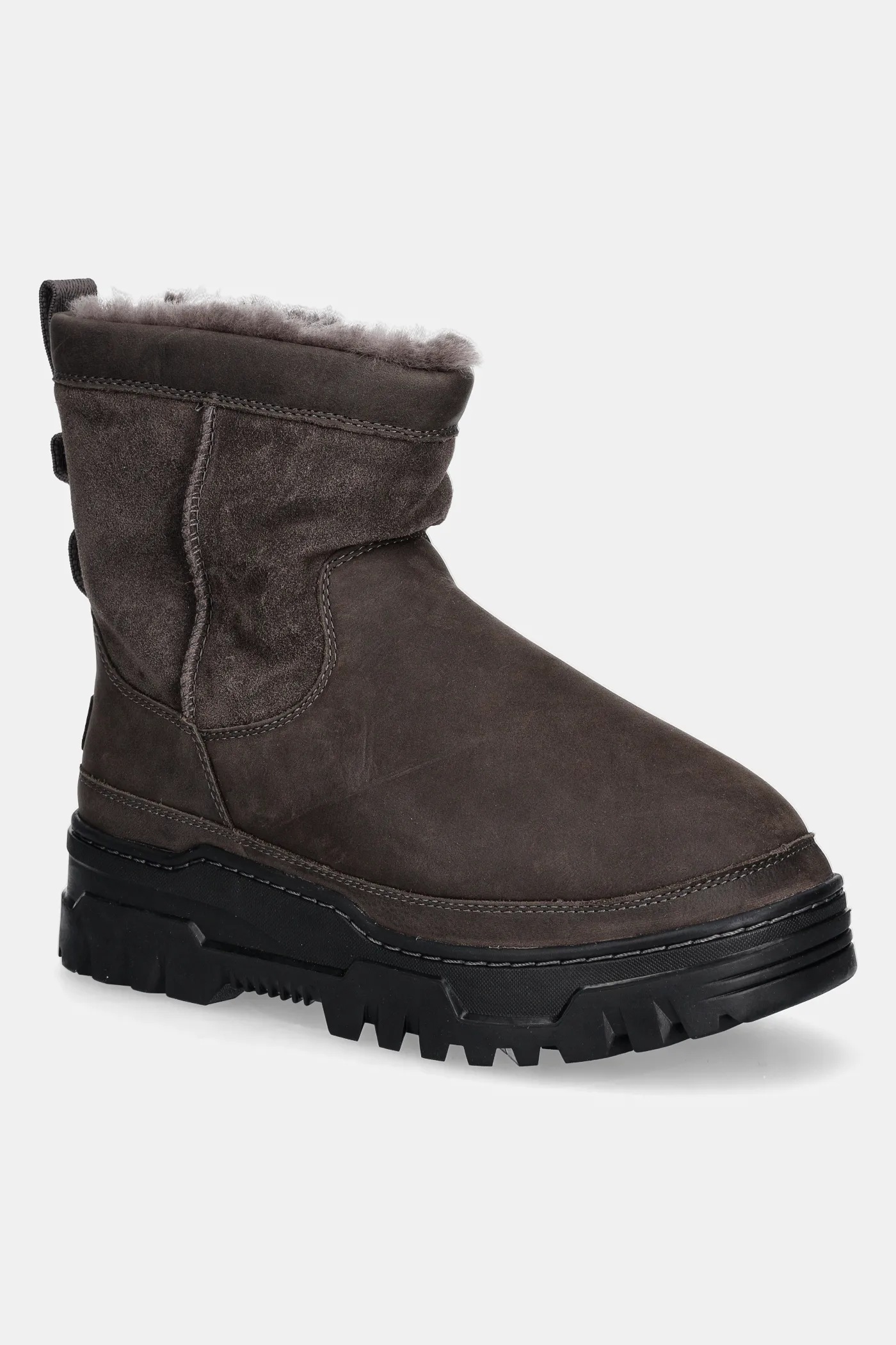 UGG suede snow boots Heritage Pull On Trailgazer brown color