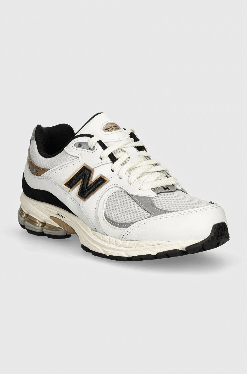 NEW BALANCE★2002R WHITE BLACK GOLD New Balance 2002R White Black Gold Metallic PRM EU