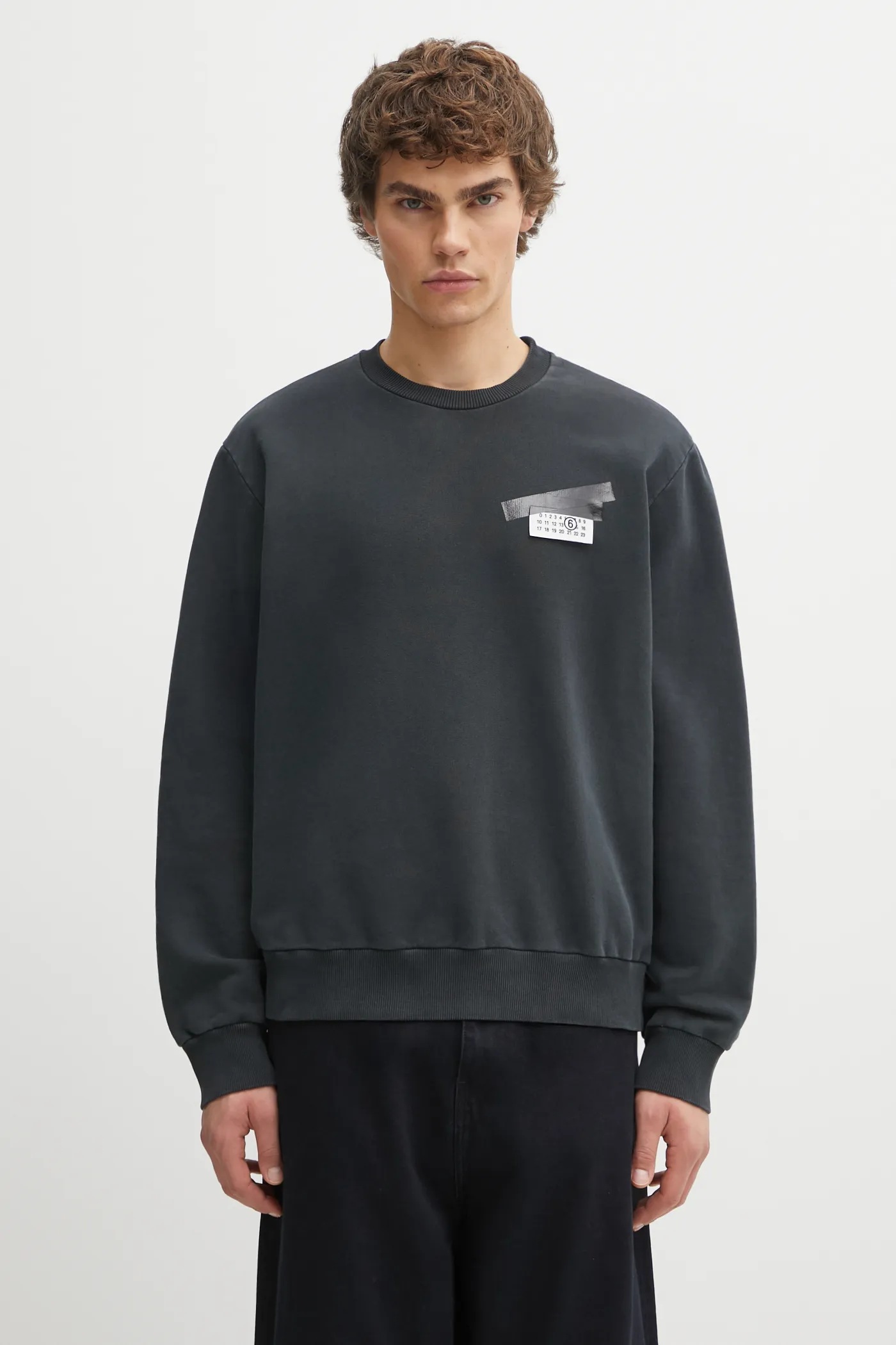 AW25-BLM0PK-99X_F1_PRM.webp?v=