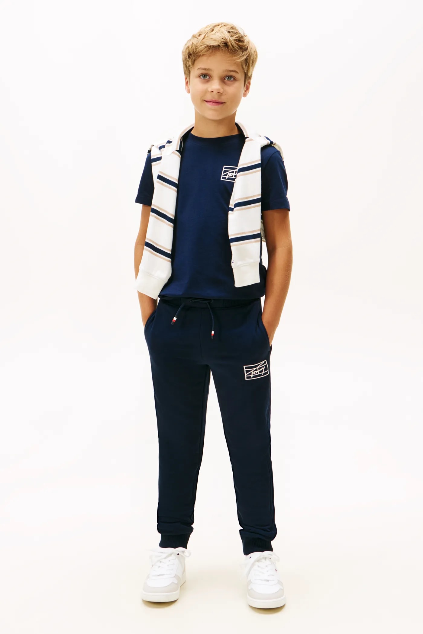 Completo Felpa E Pantaloni Per Bambino Blu Con Stampa Spaziale - Foto 2