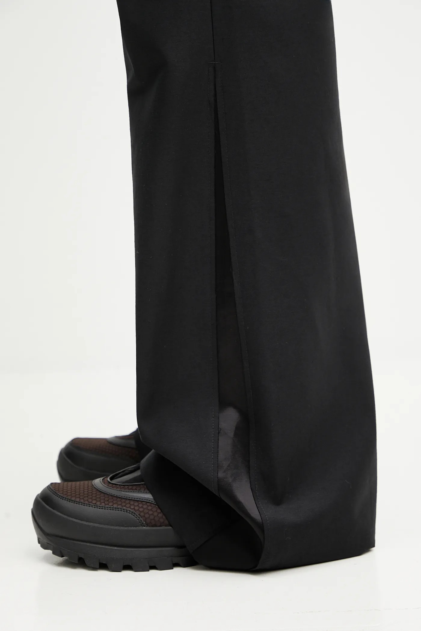 MM6 Maison Margiela trousers black color SH0KA0054.M35433.900 at