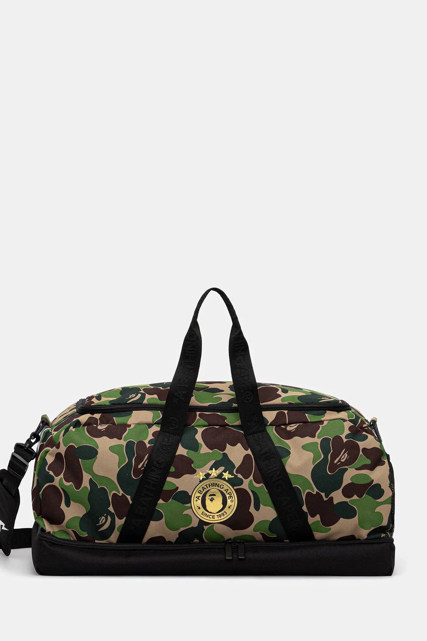 即発送 25AW BAPE adidas DUFFLE BAG GREEN 鞄 Akcesoria męskie adidas x BAPE Duffle Bag Crew Green | Footshop