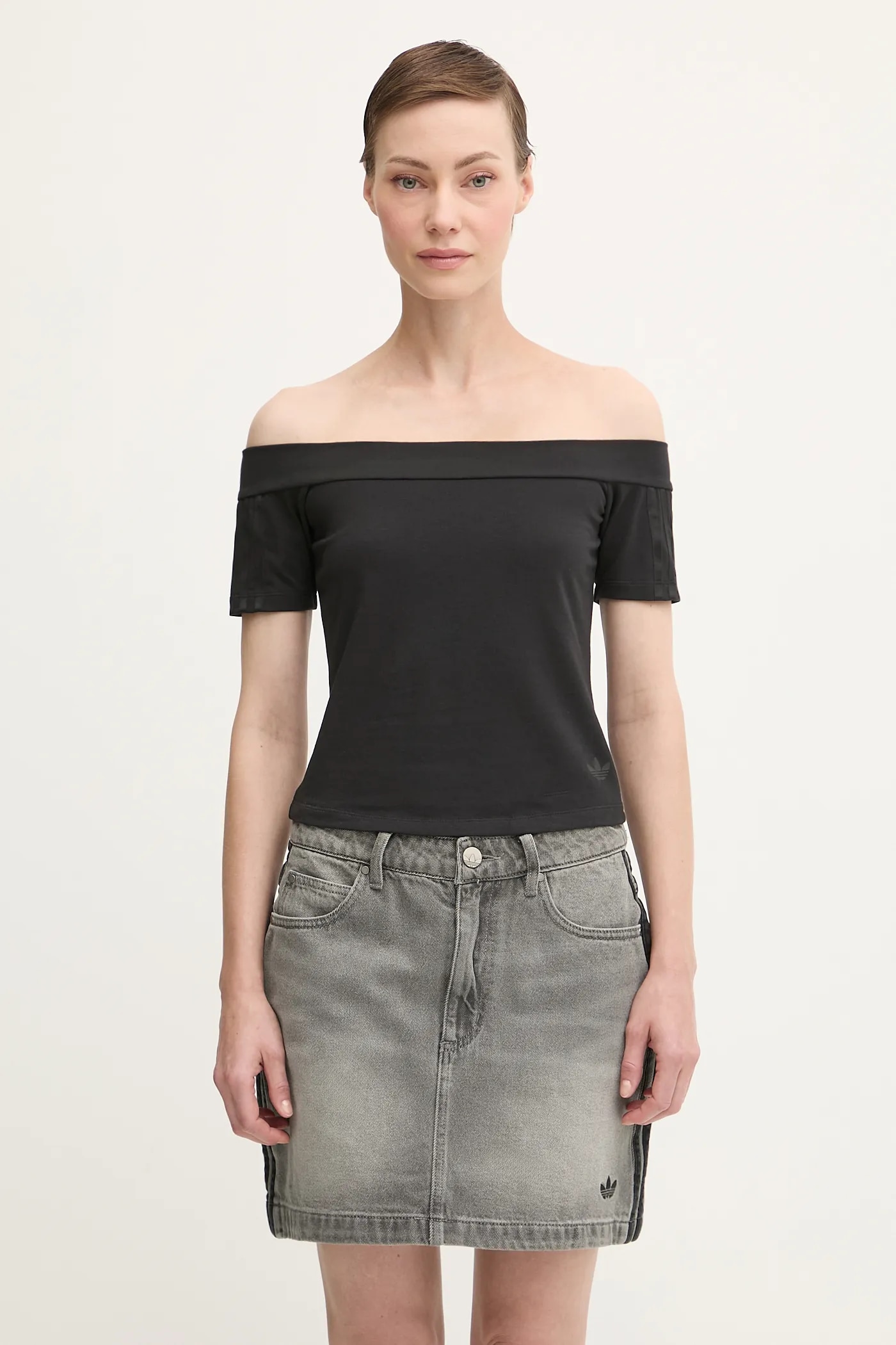 adidas Originals t-shirt Bandeau SS black color JV9742 at PRM US adidas Originals t-shirt Bandeau SS black color JV9742 at PRM US